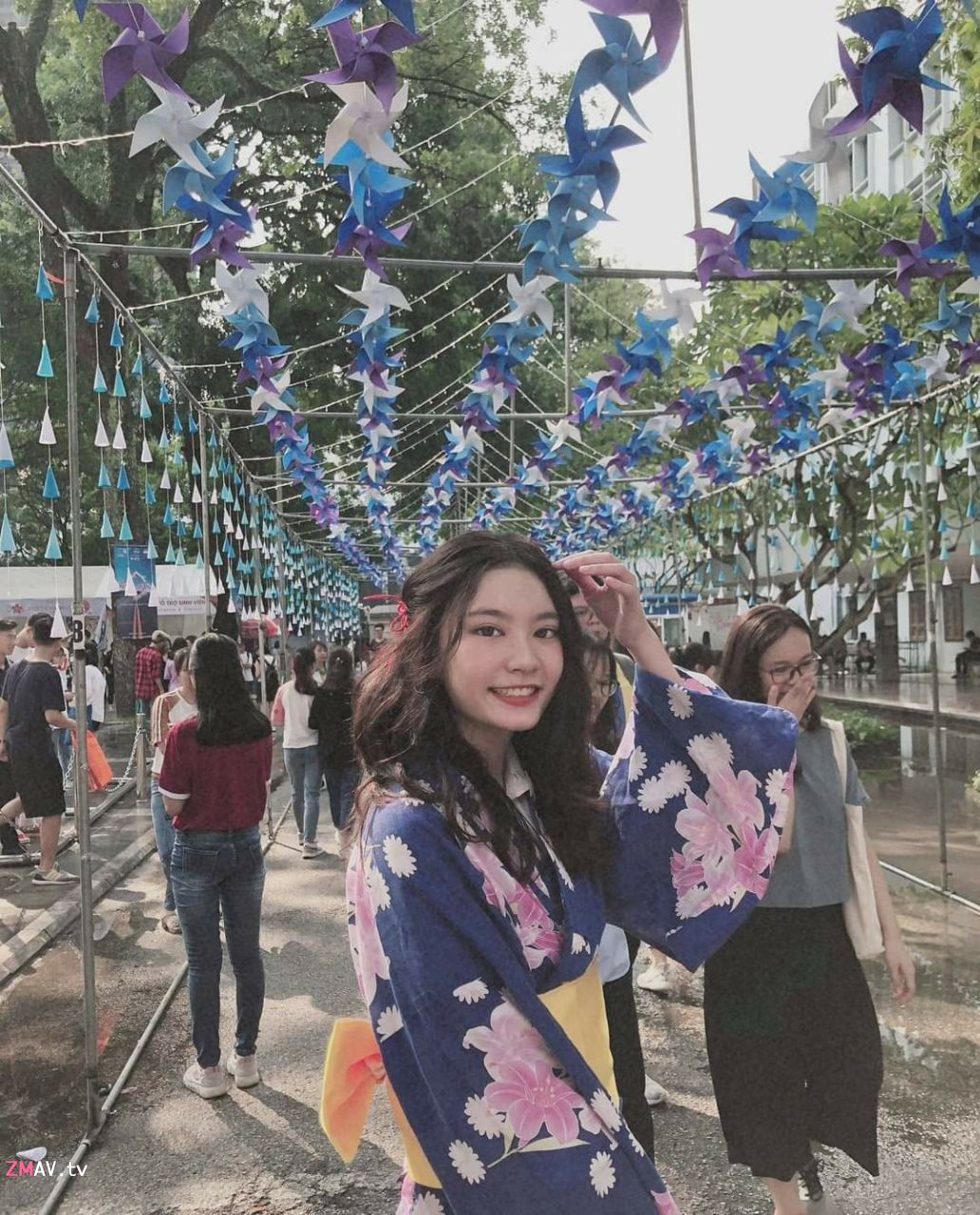 Vietnamese girl selfie leaked