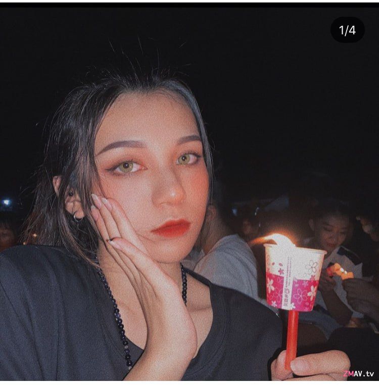 Cold beauty selfie leaked