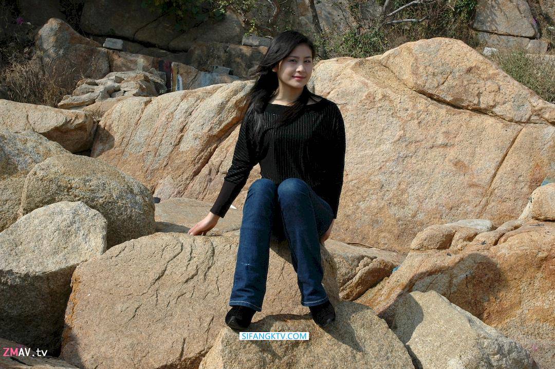 Model Lu Ping private photography at Zhuhai Jiuzhou Port's private shooting + sex