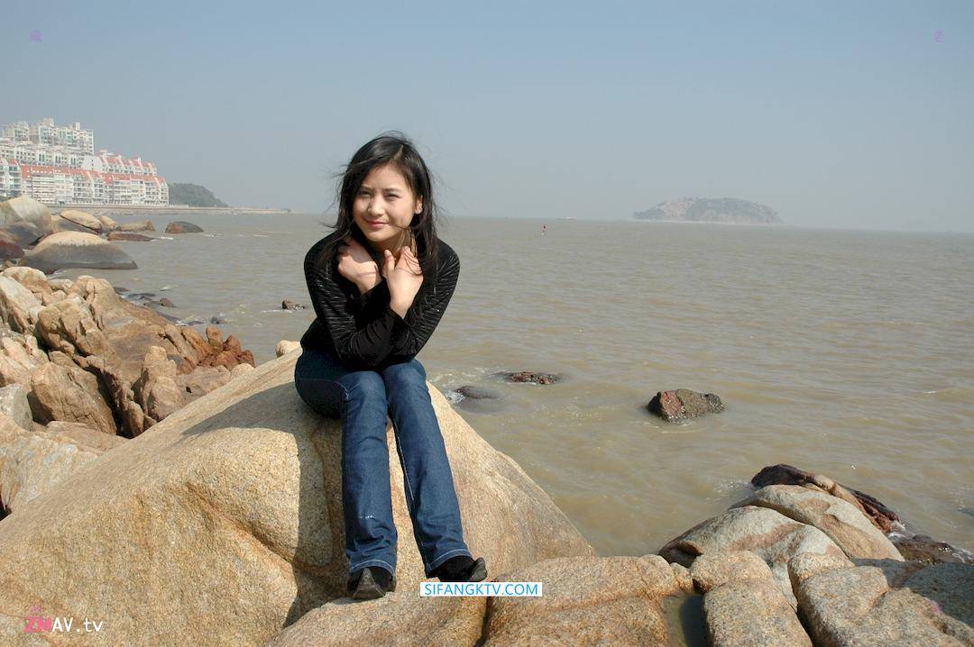 Model Lu Ping private photography at Zhuhai Jiuzhou Port's private shooting + sex