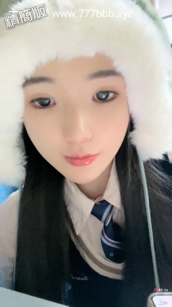 sweet and big boobs live streamer