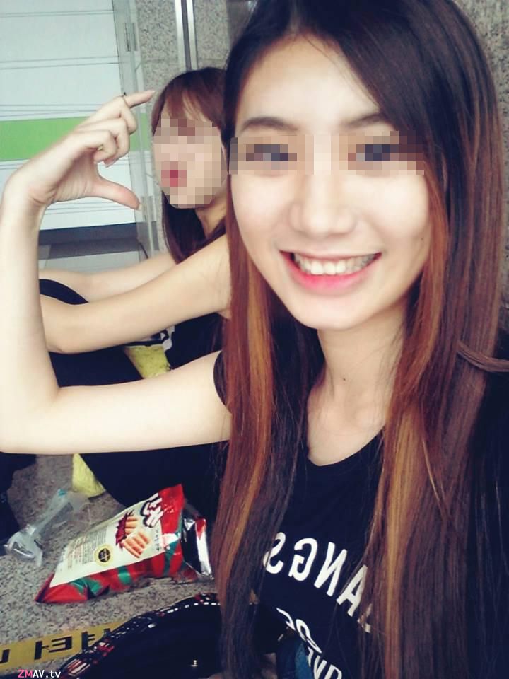 Couple's leaked while playing with handcuffs and having sex