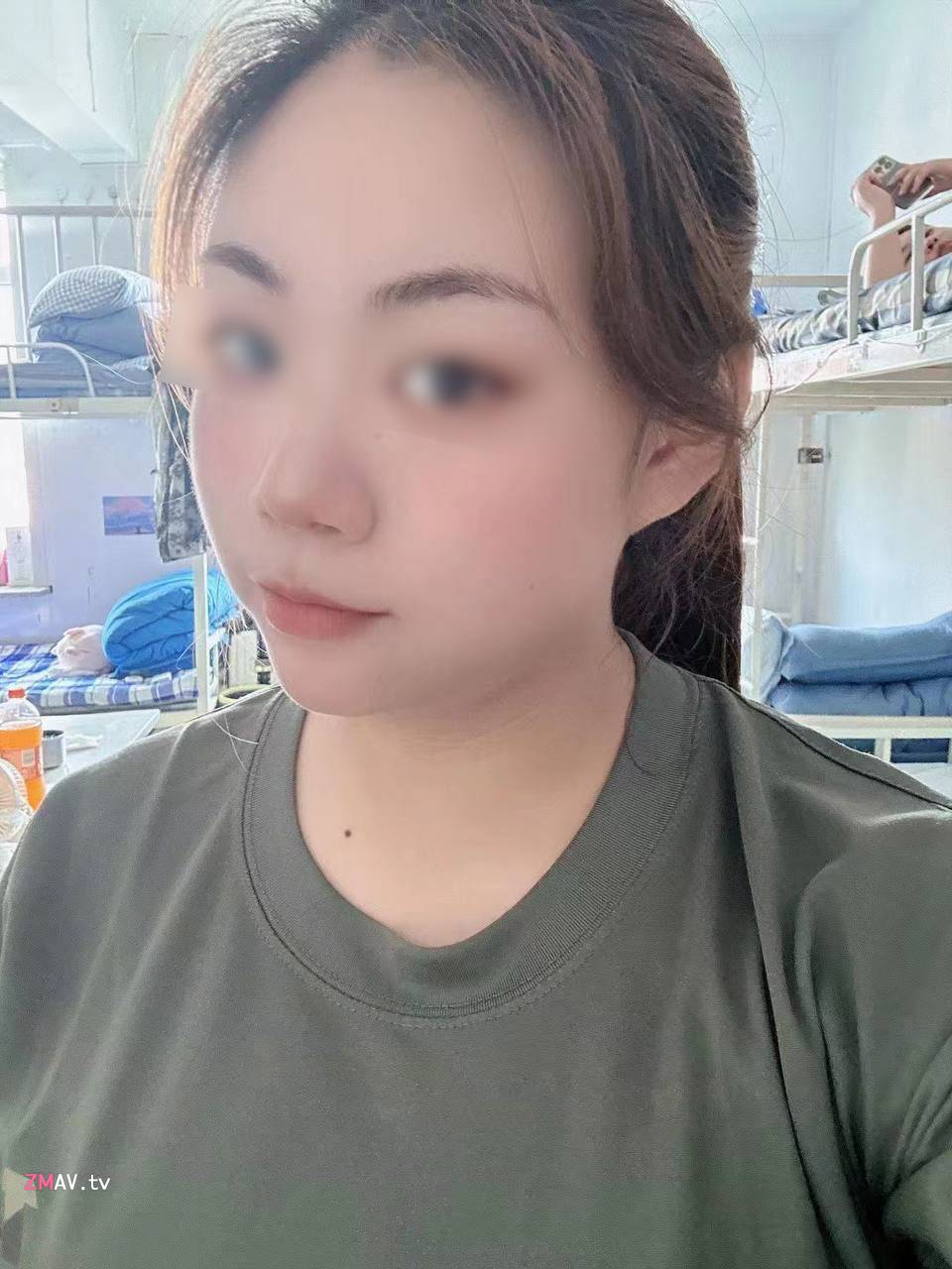 female college student accidentally flashed her boobs during dancing in military training female college student accidentally flashed her boobs during dancing in military training