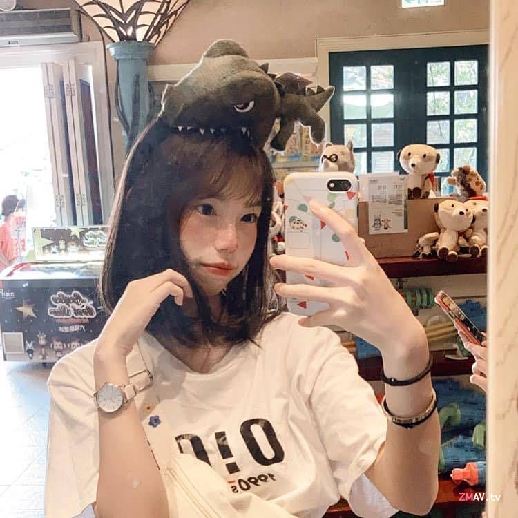 Cute classmate had sex with her boyfriend