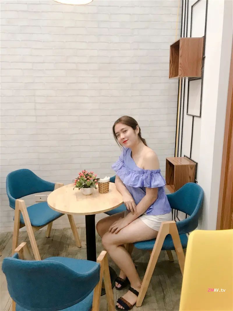 Vietnamese pretty female prosecutor Đặng Lê Quỳnh Giang, 29 secs sex video leaked