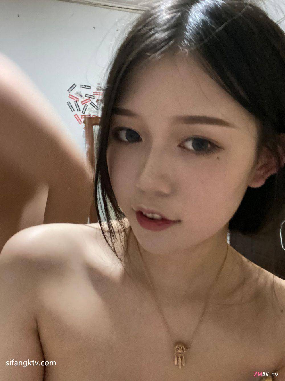 glasses girl sextape video leaked exposed by ex-boyfriend