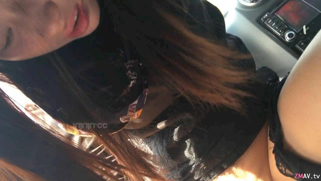 First time going up the mountain play field battle and have car sex with my long-haired beauty colleague First time going up the mountain play field battle and have car sex with my long-haired beauty colleague