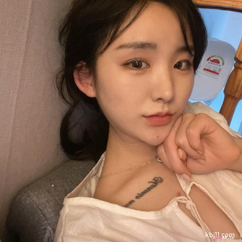 Korean pretty couple