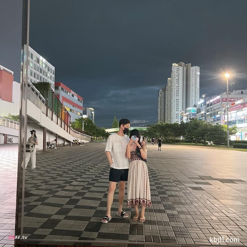 Korean pretty couple Korean pretty couple