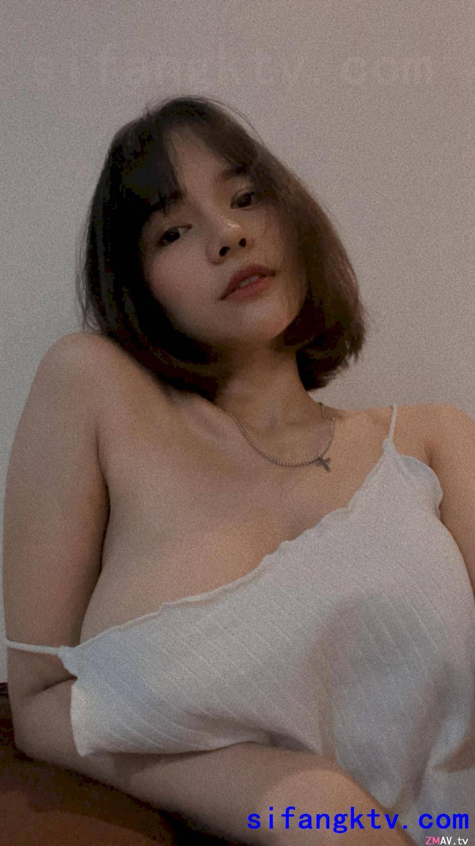 Thai Internet celebrity pimnalinn OF sex leaked