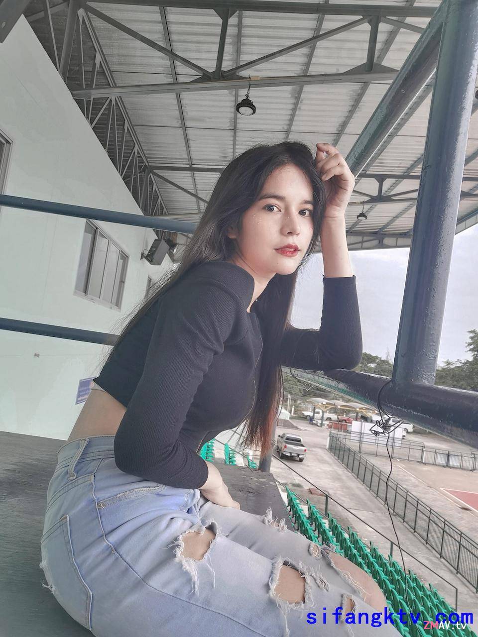 Thai Internet celebrity pimnalinn OF sex leaked