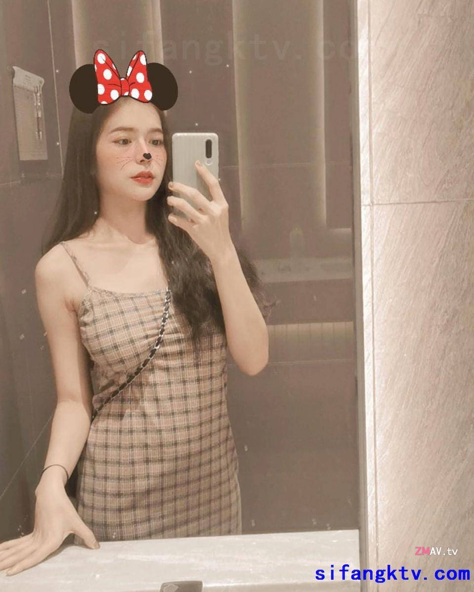 Thai Internet celebrity pimnalinn OF sex leaked