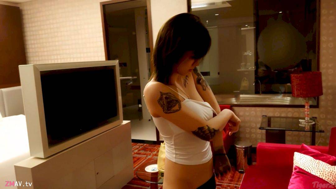 feng liu cai zhi a.k.a fat tiger dating with a cold and elegant college girl with tattoos