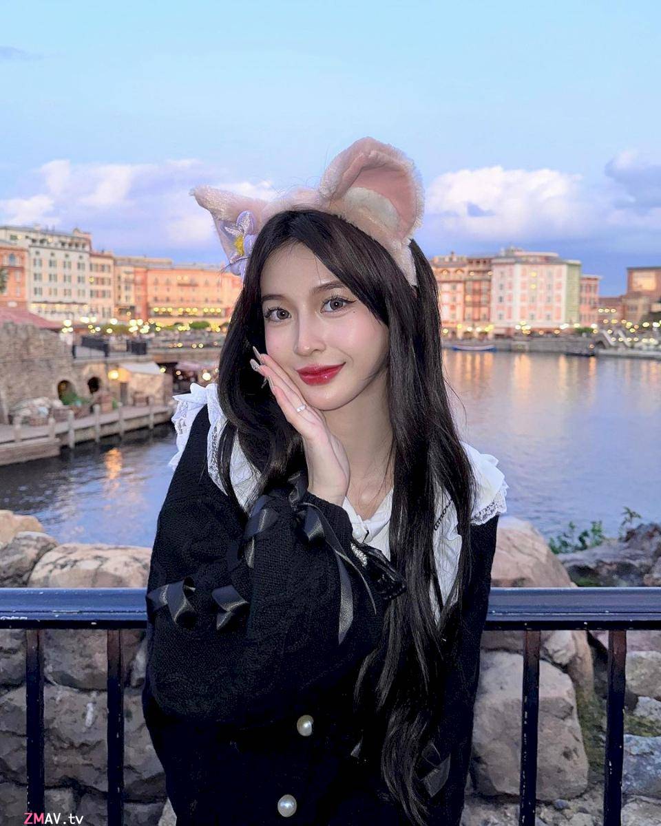 Taiwanese Kol Han Ni’s sex videos leaked, a tattoo on her chest betrays her