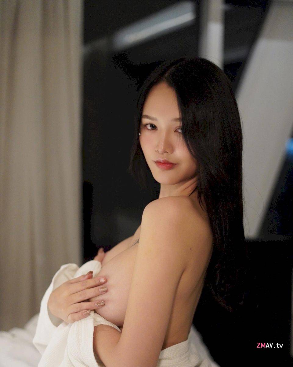 Twitter 320k followers Thai short-haired sweetheart Mueyli Onlyfans leaked