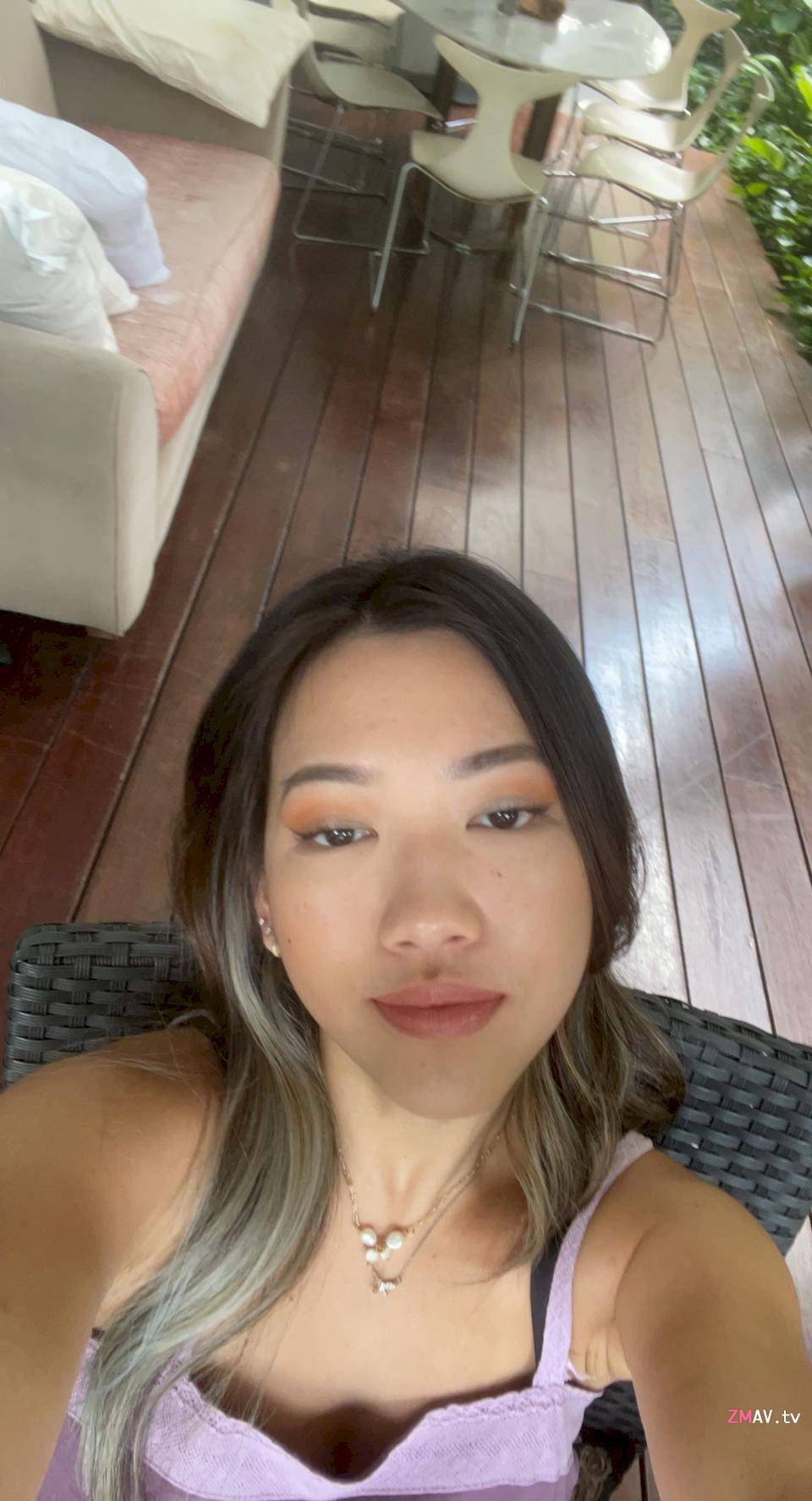 Singapore girl's Snapchat nude photos leaked