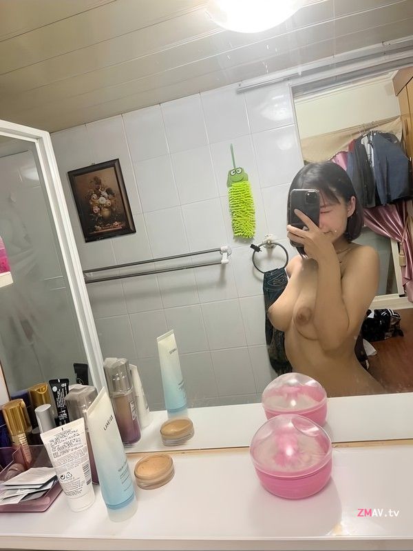 Sweet and big boobs short-haired girl 3P leaked Sweet and big boobs short-haired girl 3P leaked