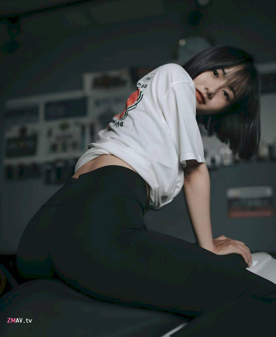 Sweet and big boobs short-haired girl 3P leaked Sweet and big boobs short-haired girl 3P leaked