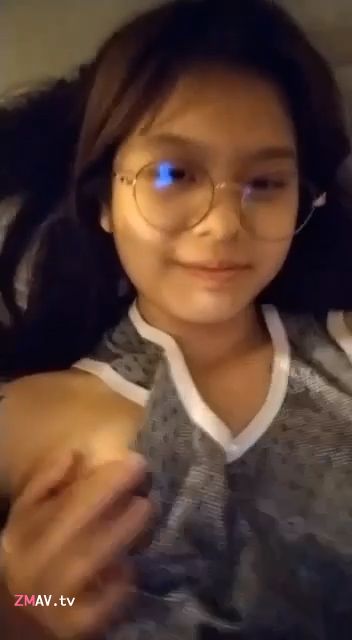 SG tattooed girl with glasses private video leaked