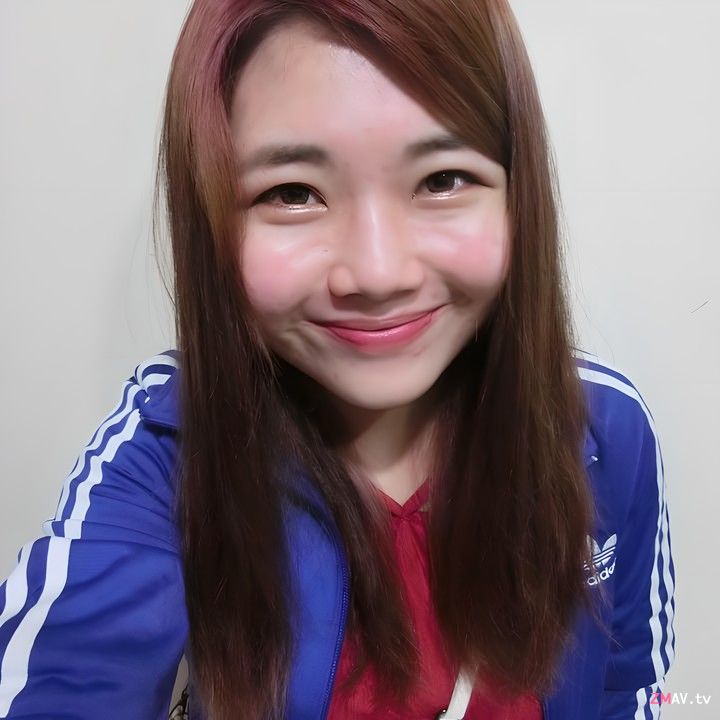 Give oral sex to boyfriend who has a long foreskin