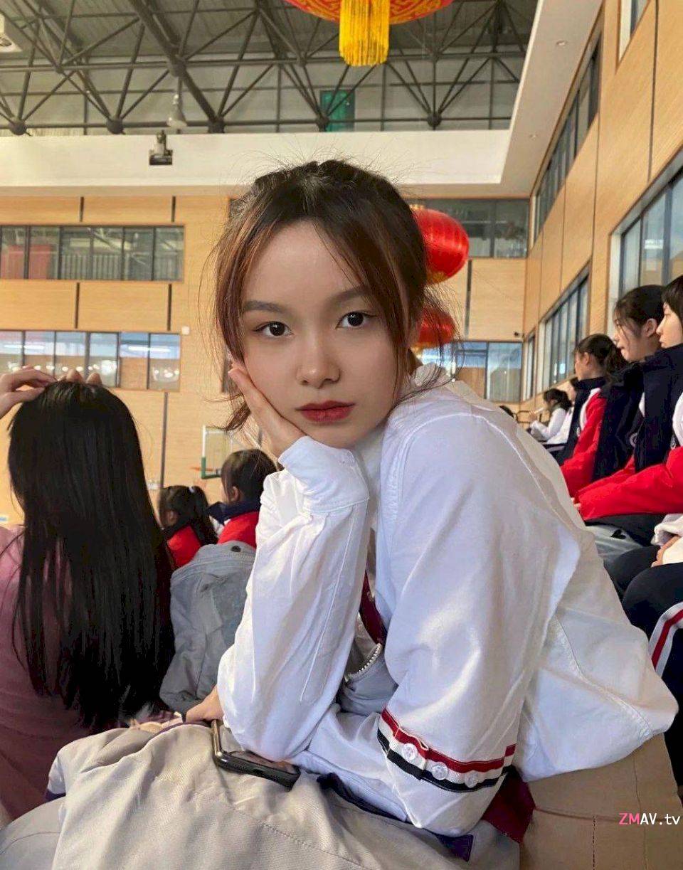 Selfie of sweet campus girl leaked Selfie of sweet campus girl leaked