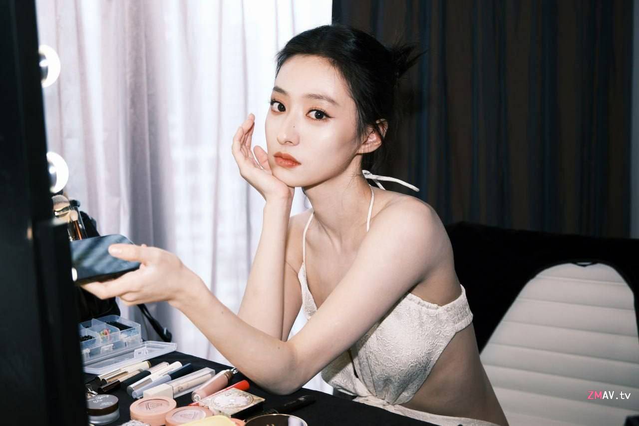 Suspected video of actress Hu Lianxin chatting naked with her boyfriend leaked Suspected video of actress Hu Lianxin chatting naked with her boyfriend leaked