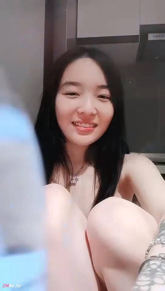 A rich guy takes 4 girls to a hot spring hotel and play the king of game. If you lose, you have to take off your clothes. A rich guy takes 4 girls to a hot spring hotel and play the king of game. If you lose, you have to take off your clothes.