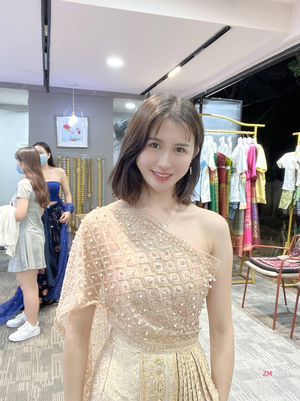 The pretty girl with rich boyfriend's selfie leaked The pretty girl with rich boyfriend's selfie leaked