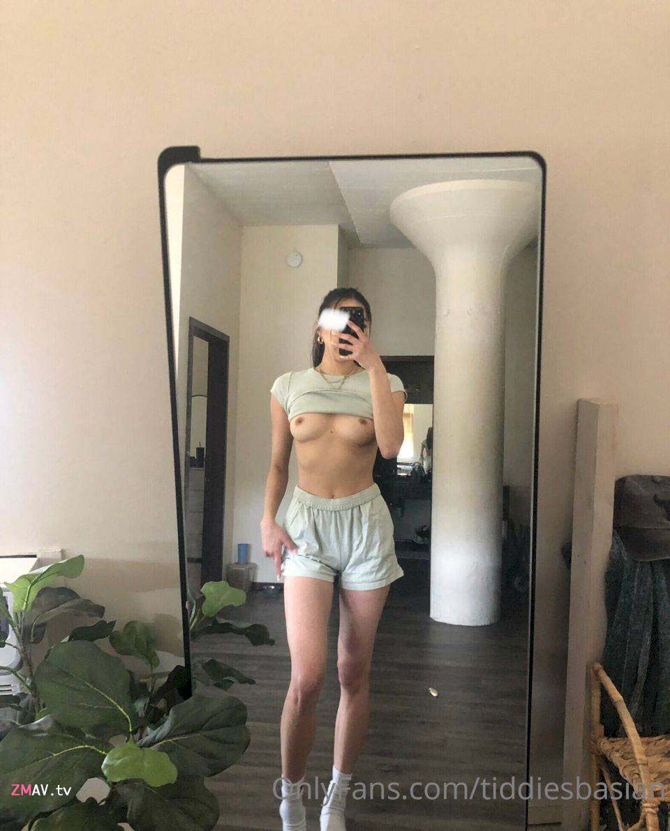 Hot curvy girl tiddiesbasian OF leaked