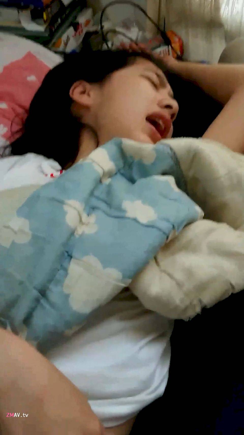 The pure and beautiful girl was trained by her old driver boyfriend The pure and beautiful girl was trained by her old driver boyfriend