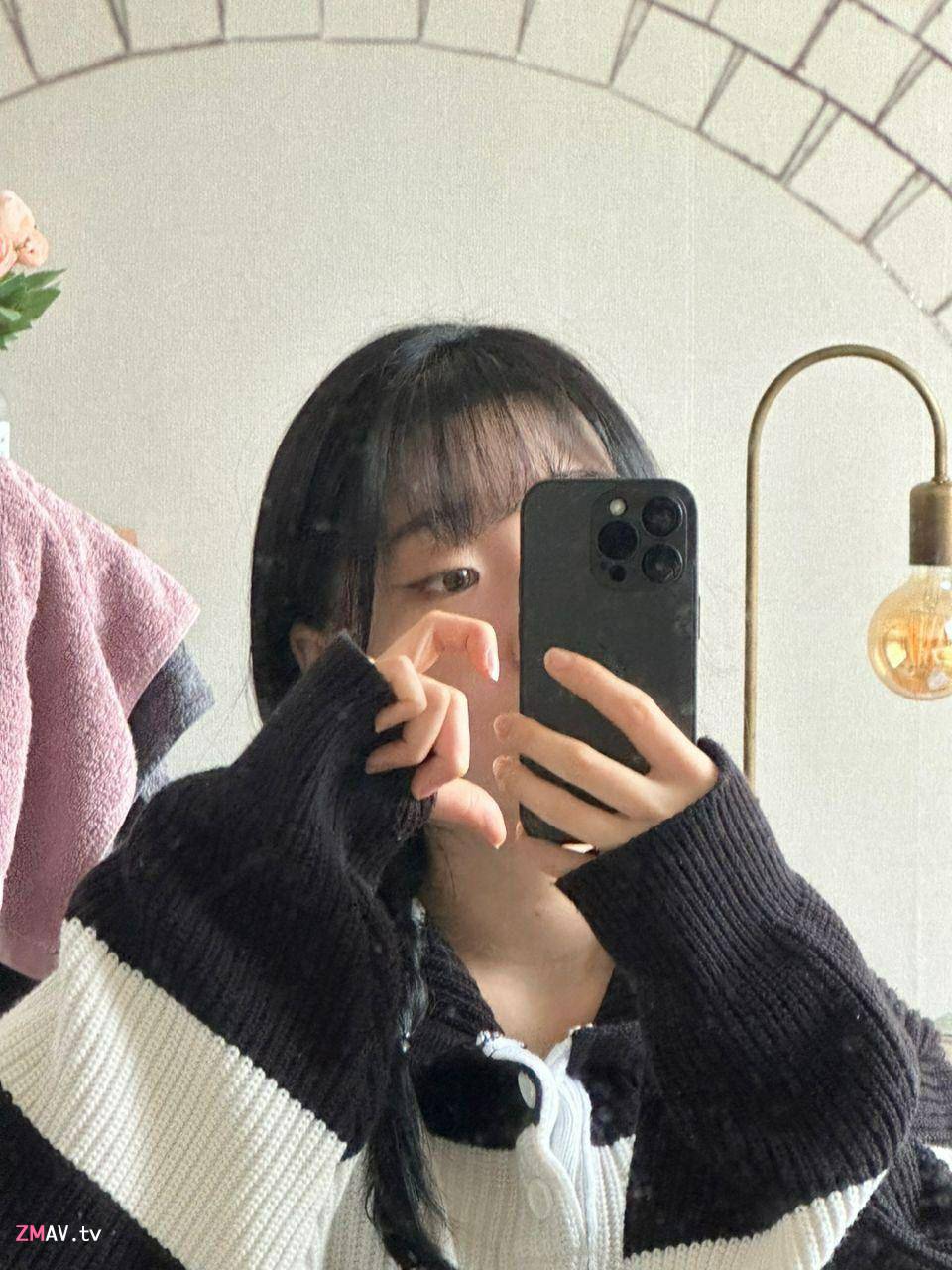 Sweet face, smooth skin, having sex with boyfriend at home