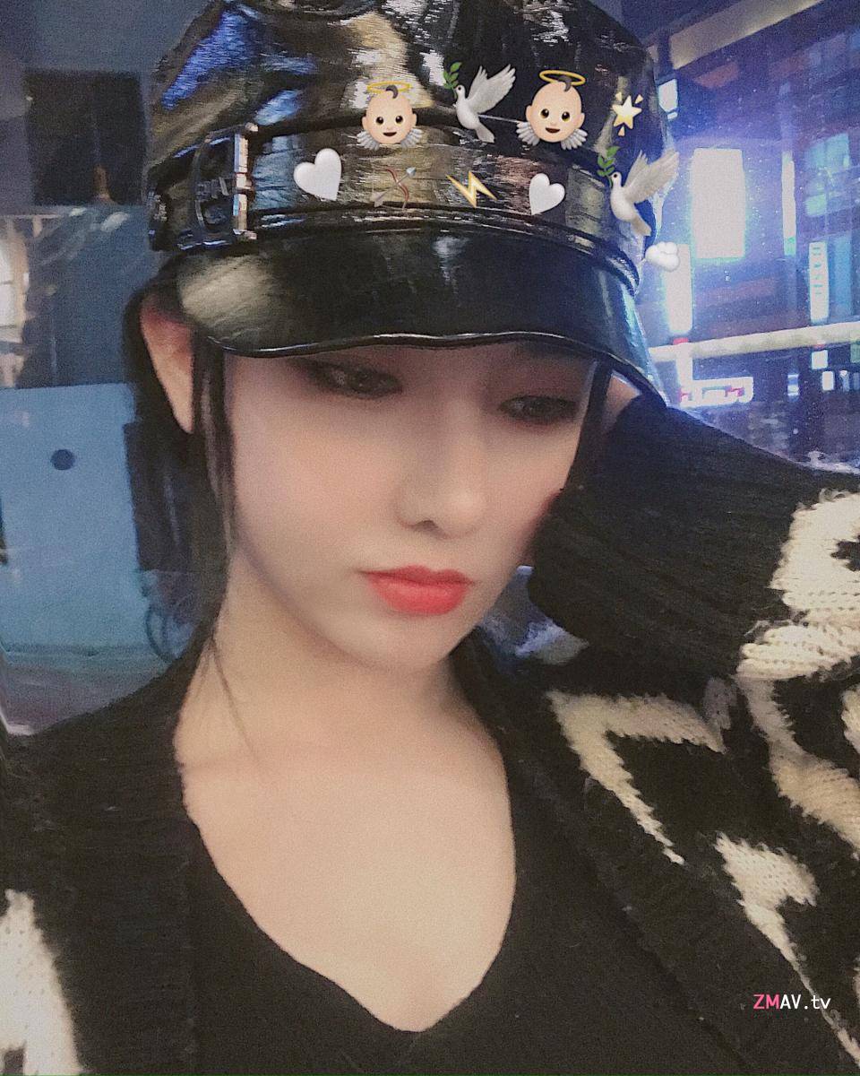 Xinglian streamer called apprentice goddess private nude livestream with the rich guy leaked Xinglian streamer called apprentice goddess private nude livestream with the rich guy leaked