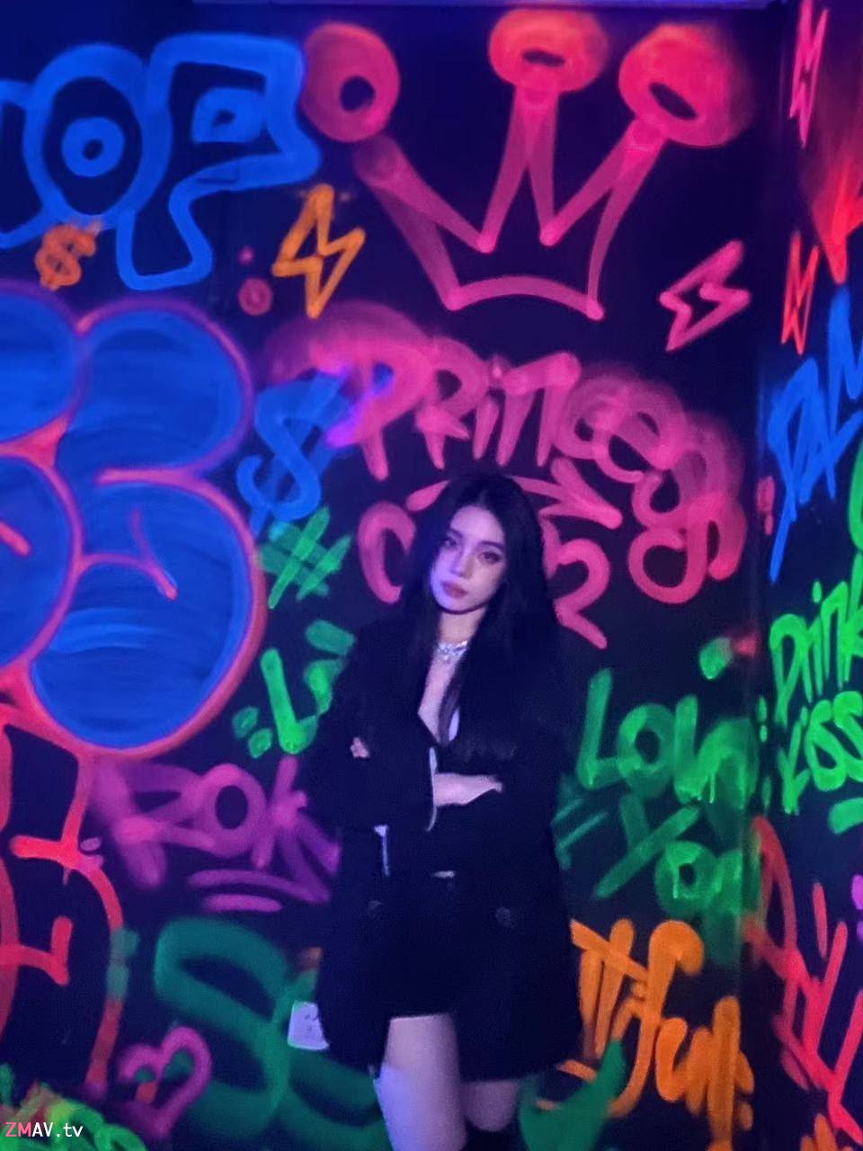 Guangzhou Academy of Fine Arts student Sun Yunting and her ex-boyfriend self-filmed sex video