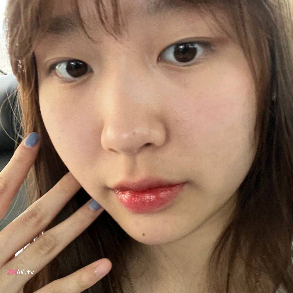 A very attractive college girl A very attractive college girl