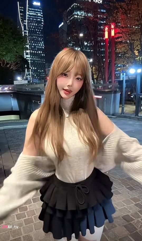 疑似抖音200万女主播ciu7与金主裸聊私密视频泄露