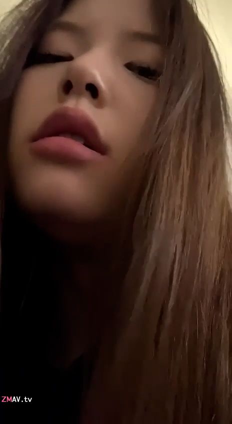 Beautiful blogger on Twitter