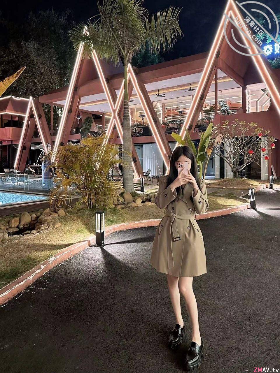 [Having an affair with my son's kindergarten teacher] Teacher Xiao Zhu 32 yo and still has no children. She has a great figure and long legs! He said he would delete the sex video later, but then posted it online