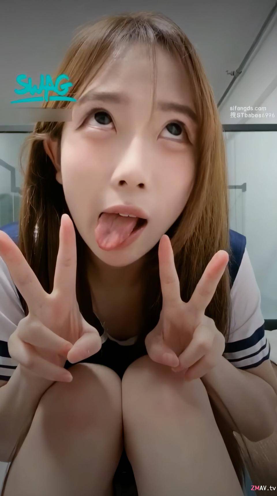 SWAG beauty with sweet voices, nude bathing showcases her nice body shape and smooth skin, the biggest highlight is the water spray show [AI upscale]