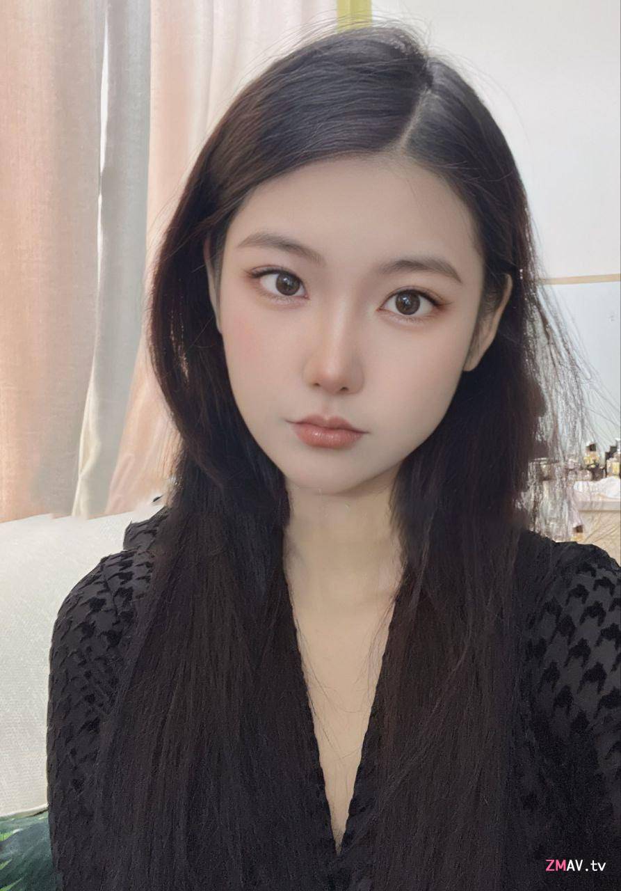 Twitter beautiful girl, stunning 1 line pussy