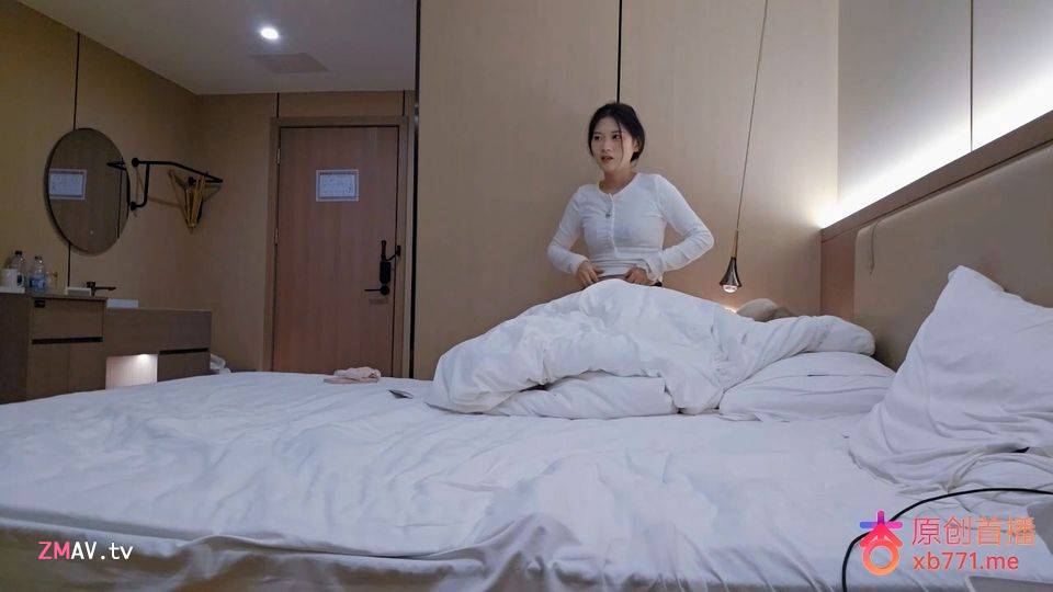 Xingba Xiaoma 1 - met up with 20yo girl, Slim and nice boobs. I was a little embarrassed when she noticed I was taking off the condom and wanted to ejaculate on her stomach, but she dodged it