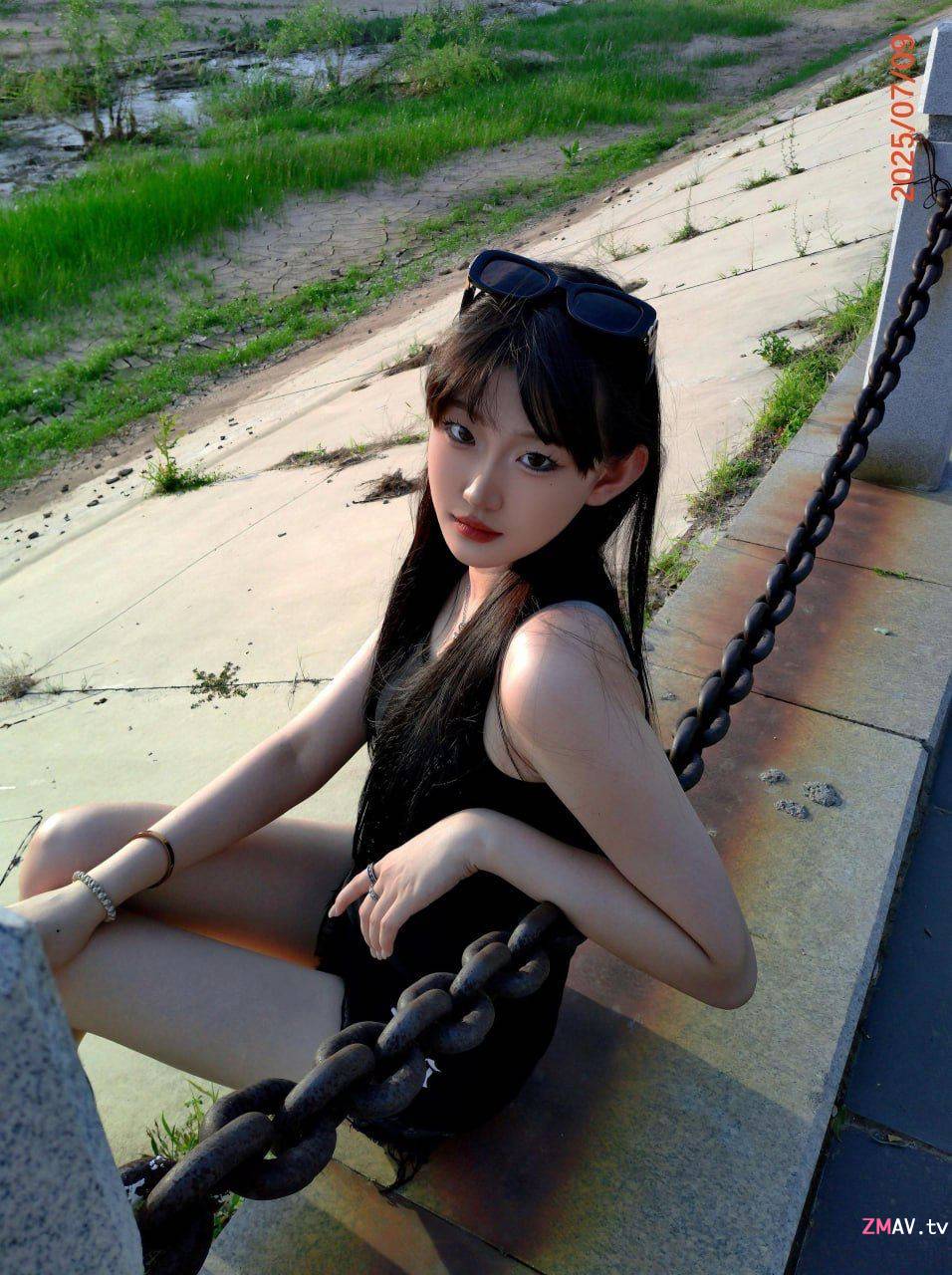 Beautiful young woman from Inner Mongolia passionately makes love with her boyfriend