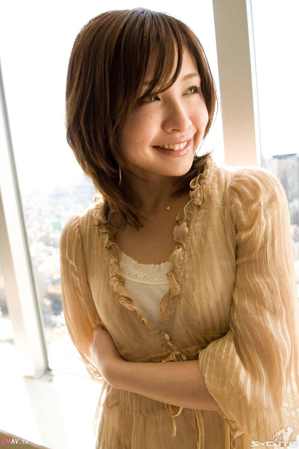 S Cute 5th No. 93 Ayumi, 19 yo + 78P. She has a sweet face and a lovely figure [Reduced Mosaic]
